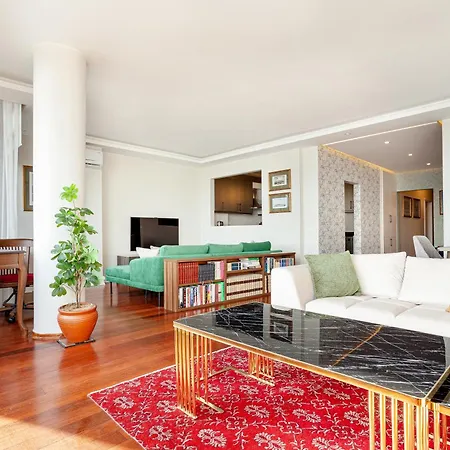 Signature Luxury At Galataport / Emre 09 Daire *