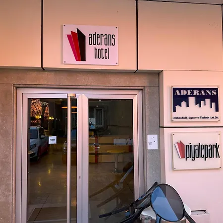 Aderans Отель
