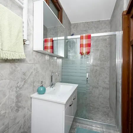 Historical Levantine Flat @heart Of Taksim Istanbul
