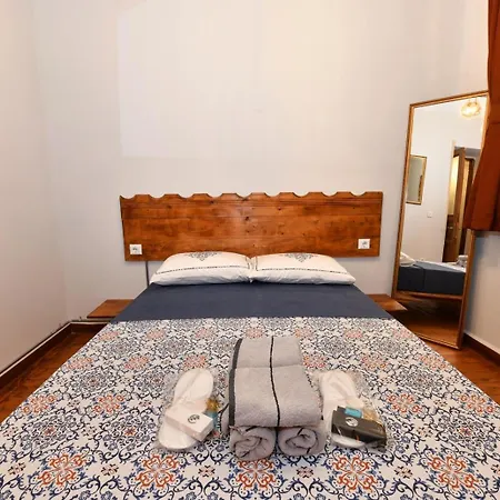 Historical Levantine Flat @heart Of Taksim Istanbul