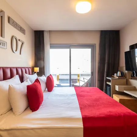 Ramada By Wyndham Pera Taksim 5*