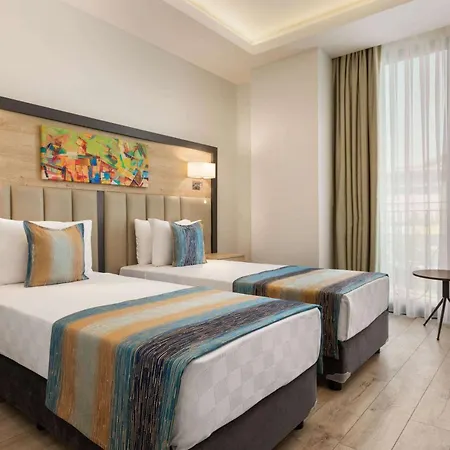 מלון Ramada Encore By Wyndham Basin Express 4*