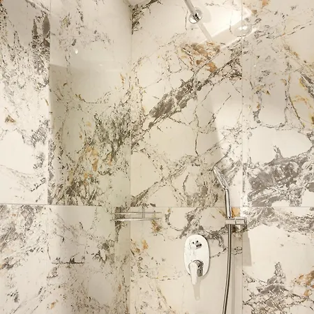 Bellavia Deluxe * Istanbul