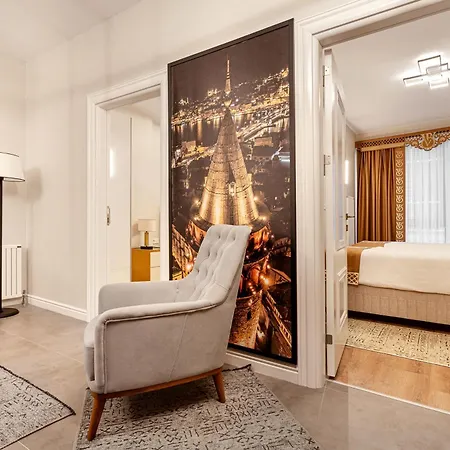 Bellavia Deluxe Apartment *