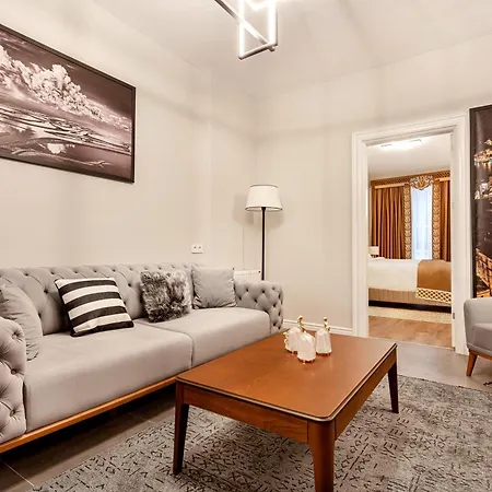 Bellavia Deluxe Istanbul