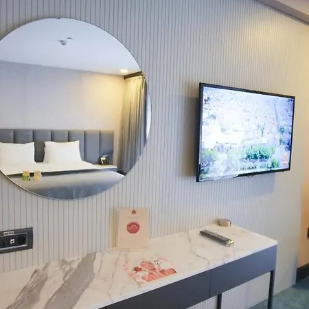 Hotell Dosso Dossi Old 4*