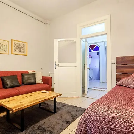 Pin Exclusive 1 Bd Harbiye Gardn Апартаменты *