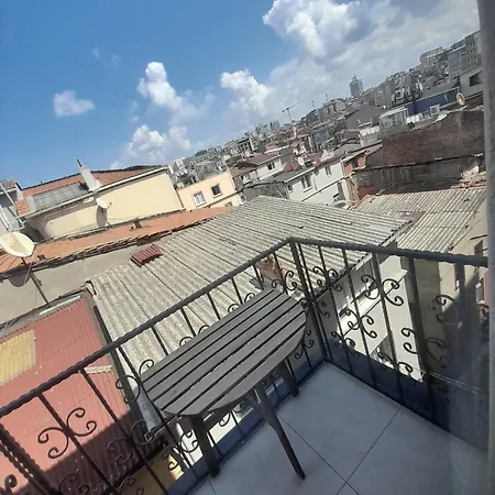 Pera Ξενοδοχείο με διαμερίσματα *