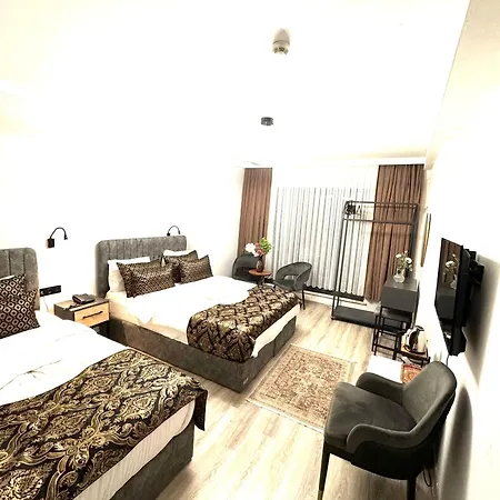 The Diderot 2* İstanbul