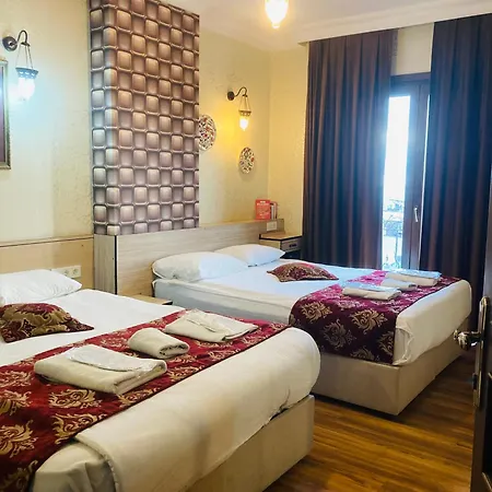 Art Hotel 3*