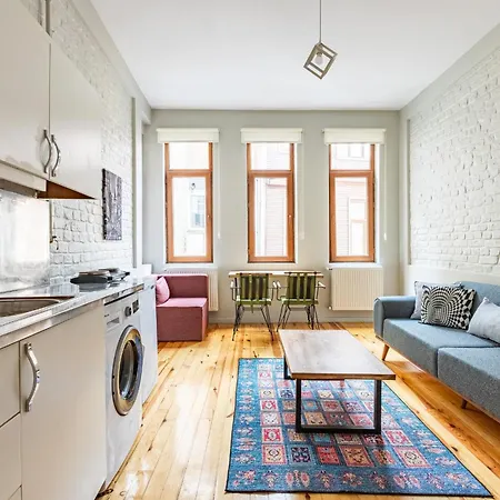 Pin Exclusive 1 Bd Taksim A3 Istanbul