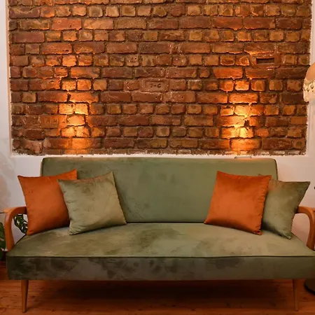 Hayyam House / Heart Of Taksim