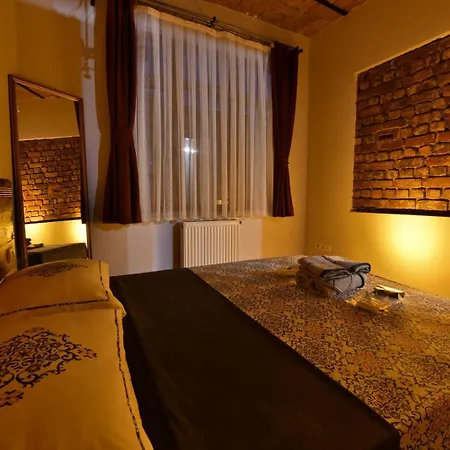 Hayyam House / Heart Of Taksim Apartment Istanbul
