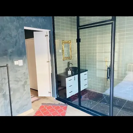 Shiva Apartment Istanbul