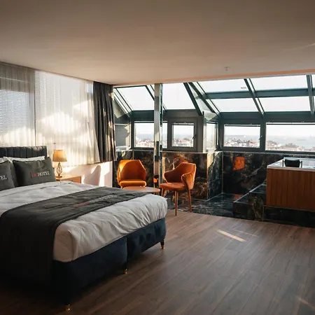 Hotel Cip & - Bakirkoey Center 4*