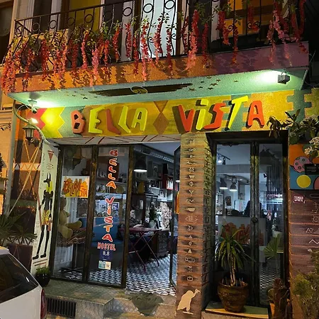 Hostel Grand Bella Vista