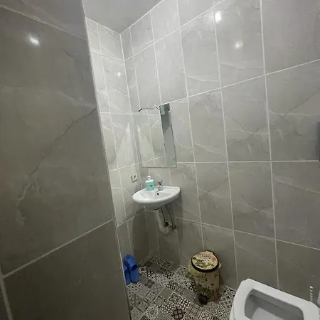 Hostel Grand Bella Vista *