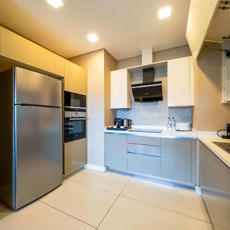 Radisson Residences Vadistanbul 4*