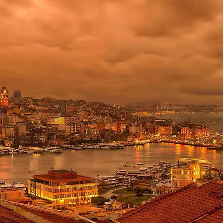 Taksim White Hotel *