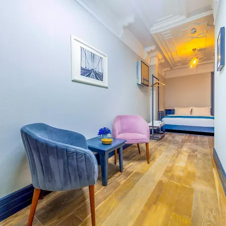 Taksim Avenue Hotel 4*