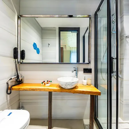 Hotel Taksim Avenue 4*
