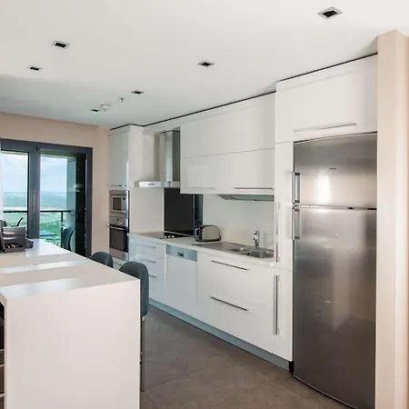 Hotel Radisson Residences Avrupa Tem Estambul