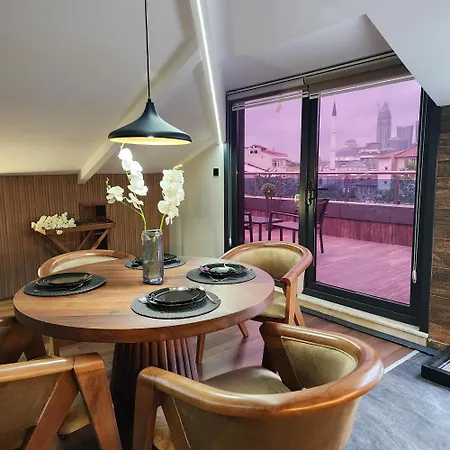 Penthouse #31 * Istanbul