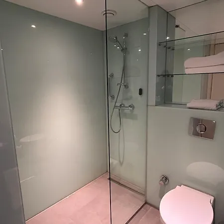 Hotel Ramada Encore Bayrampasa 4*