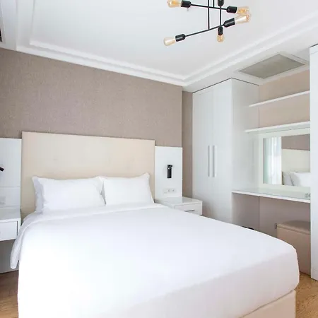 Radisson Residences Avrupa Tem