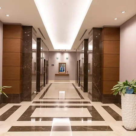 Radisson Residences Avrupa Tem 4*