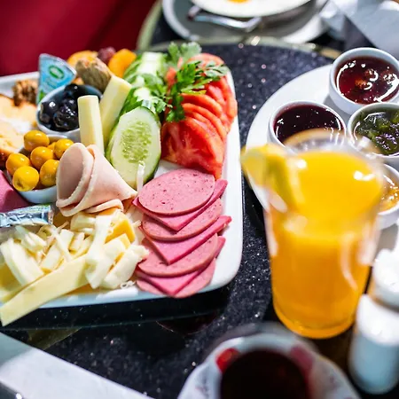 Ramada Encore Kartal Hotel 4*