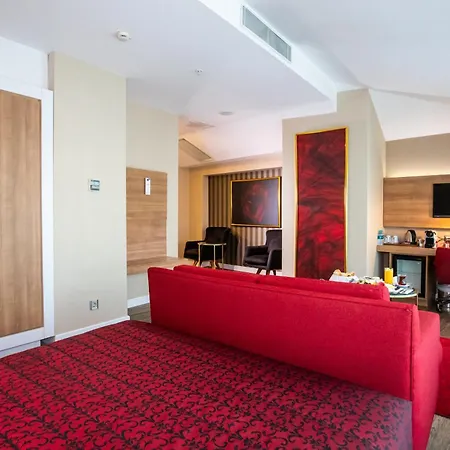 Ramada Encore Kartal
