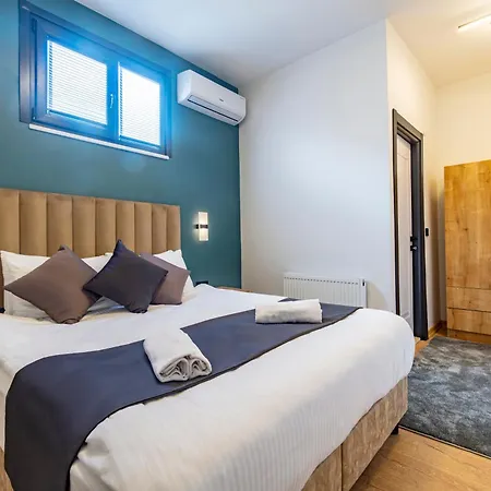 Mia Mia Aparthotel *