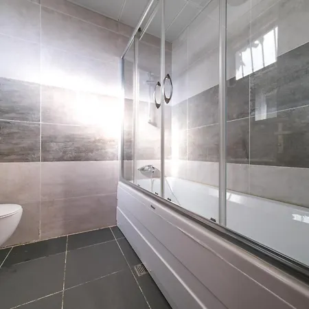 The Kosk -5br With Turkish Bath- City Centre Villa Istanbul