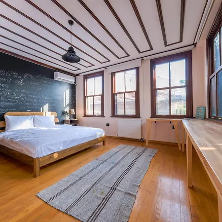 Villa The Kosk -5br With Turkish Bath- City Centre Istanbul