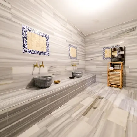 Villa The Kosk -5br With Turkish Bath- City Centre