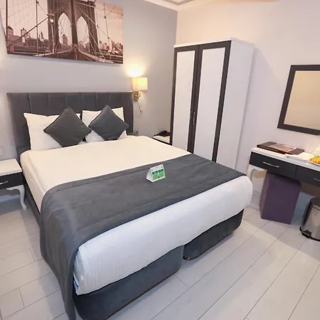 Skalion Hotel 4*