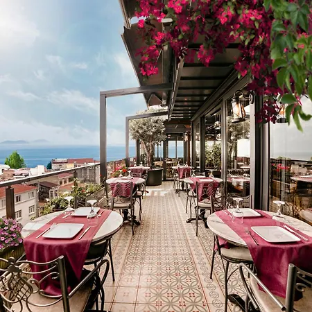 Skalion Hotel Istanboel