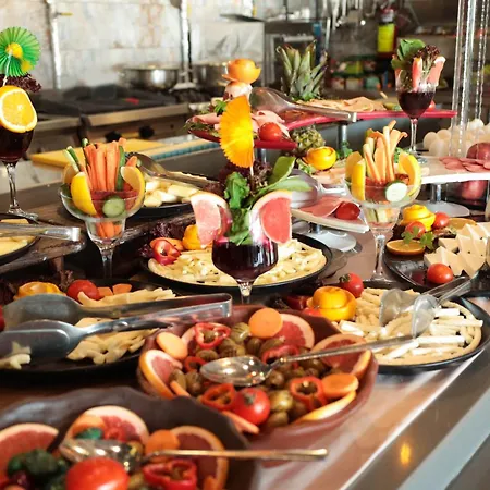 Skalion Hotel 4*