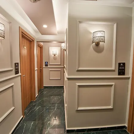 Sirkeci Hotel *