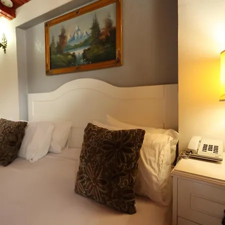 Asmali Hotel 3*
