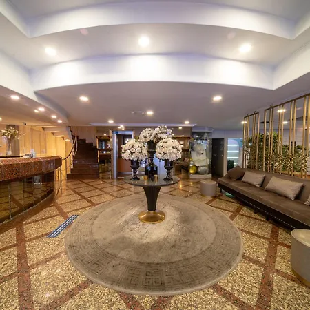 All Seasons Hotel