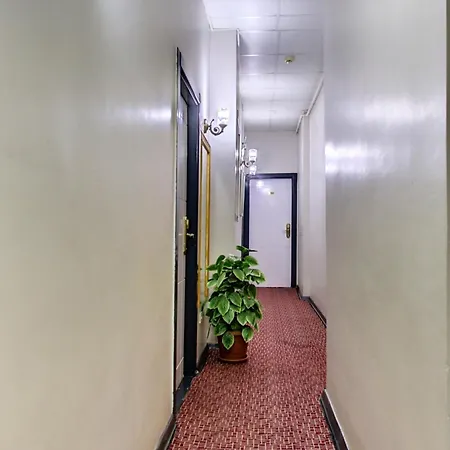 Mara Hotel 3*
