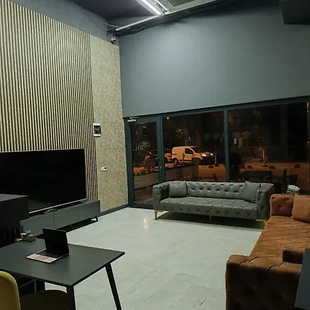 Nomad Hub Апарт-отель