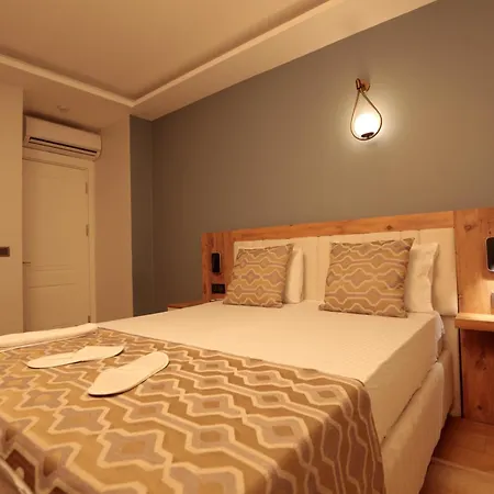 Newalla Old Hotel