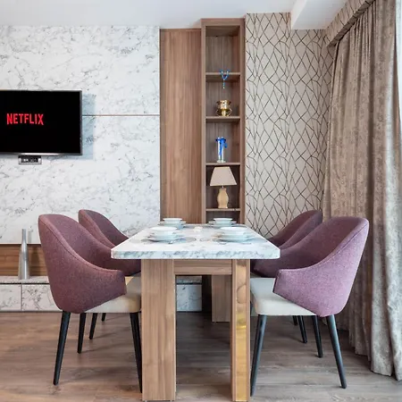 Apartment Superb Modern And Comfortable Flat In *