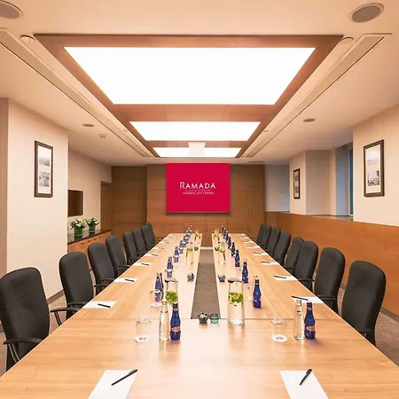 Hotel Ramada Plaza By Wyndham Center Estambul