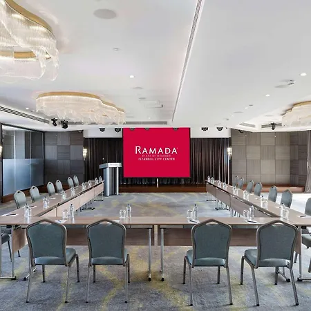 Ramada Plaza By Wyndham Center Hotel Estambul