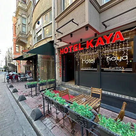 Kaya Est 1985