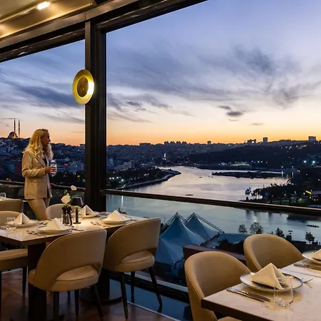 Clarion Golden Horn